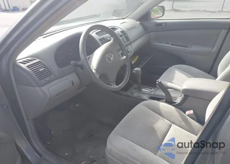 2004 Toyota Camry Le/Xle/Se z USA, uszkodzony, nr VIN 4T1BE32K04U812516